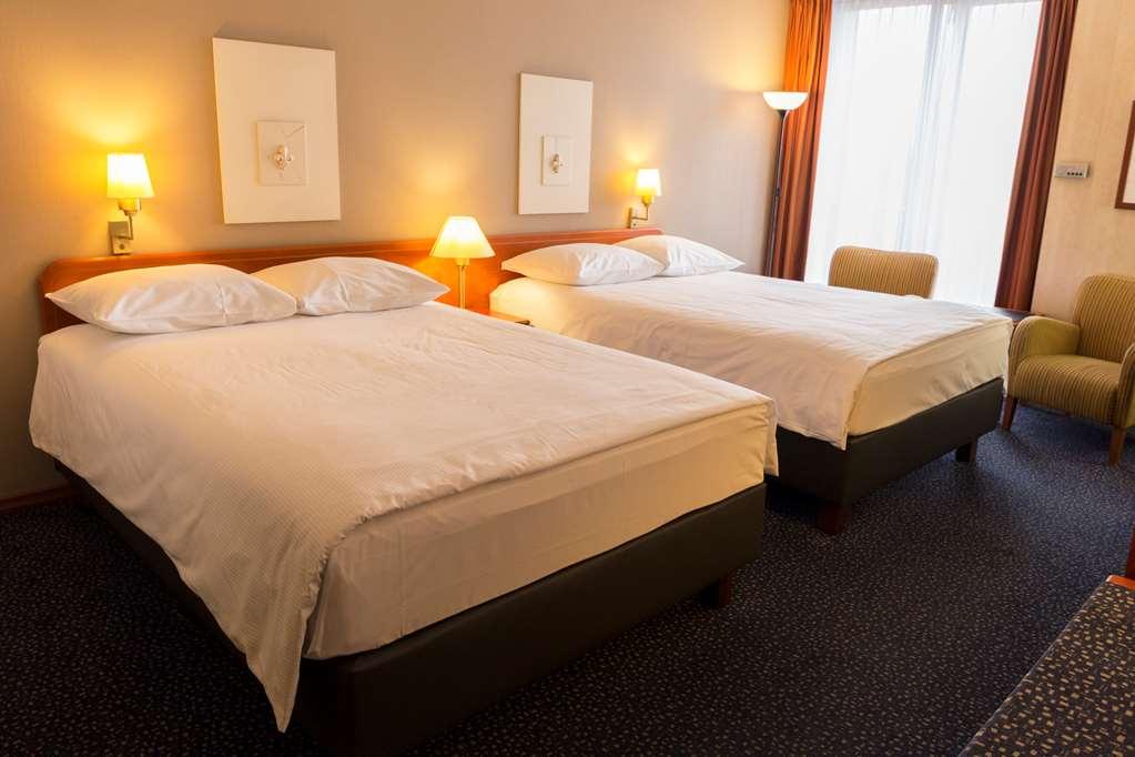 Hotel Der Valk 4*