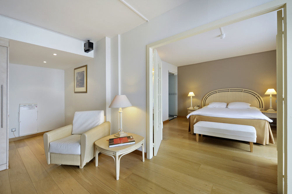 Der Valk Hotel 4*